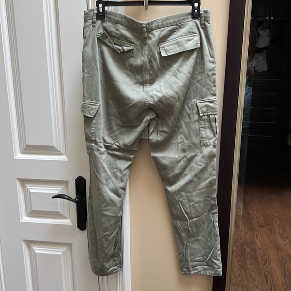 J brand cargo pants - Picture 3 of 3